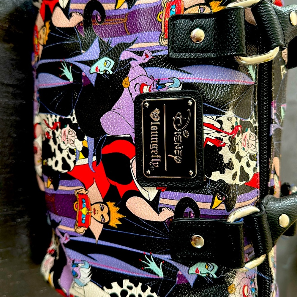 Disney loungefly Villan purse